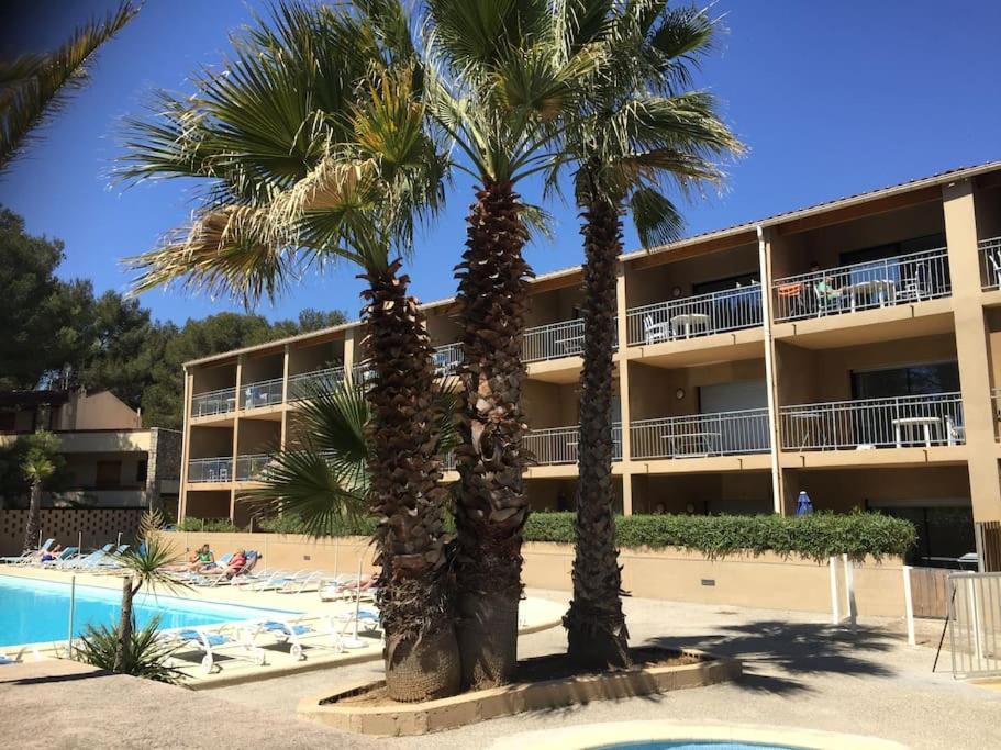 Les Appartements De La Marina Sanary-sur-Mer Exterior foto