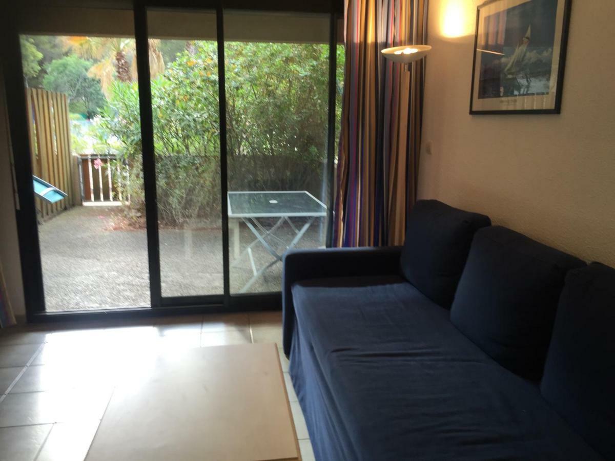 Les Appartements De La Marina Sanary-sur-Mer Exterior foto