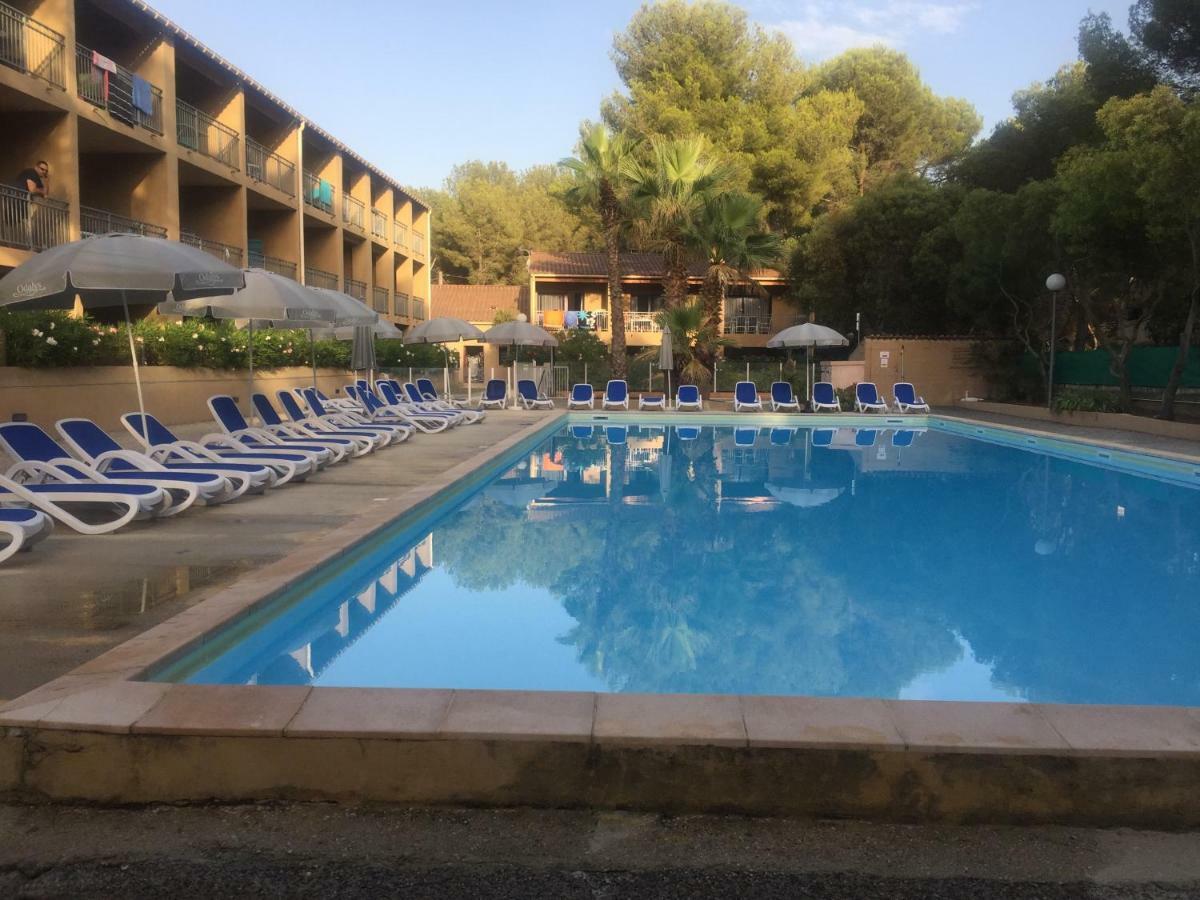 Les Appartements De La Marina Sanary-sur-Mer Exterior foto